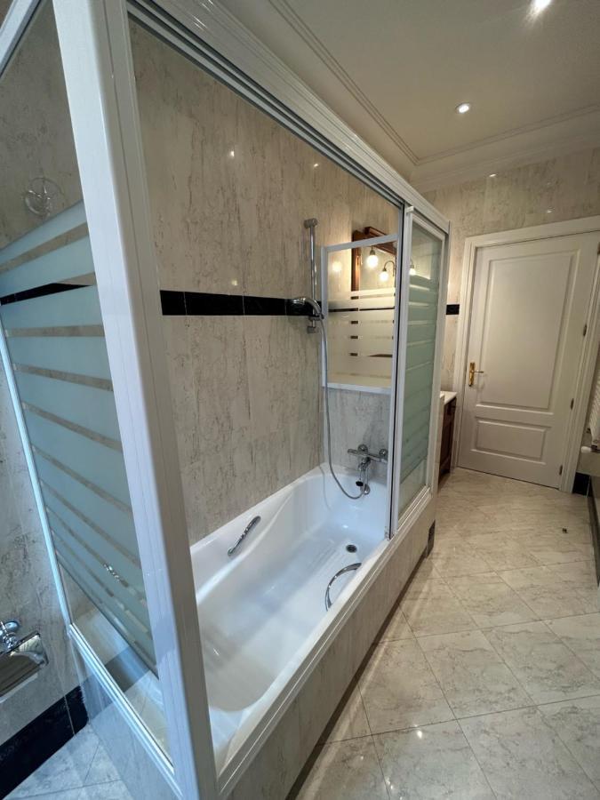 Pdv Rooms Madrid Bagian luar foto