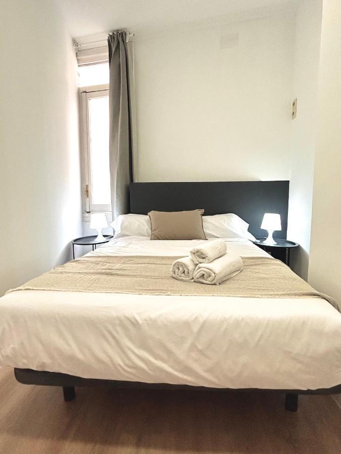 Pdv Rooms Madrid Bagian luar foto