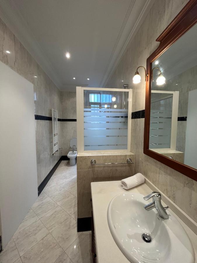 Pdv Rooms Madrid Bagian luar foto